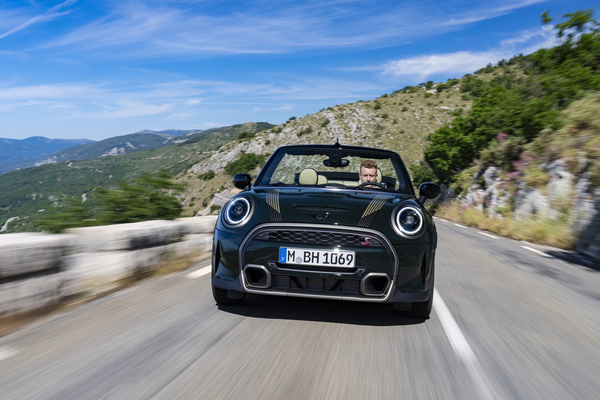 Download 2023 MINI Cooper S Convertible Resolute Edition - Front HD Wallpaper 1921x1280 #5