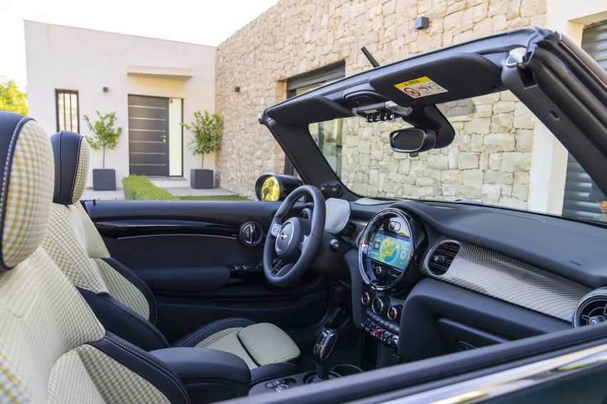 2023 MINI Cooper S Convertible Resolute Edition - Interior Wallpaper 850x566 #61