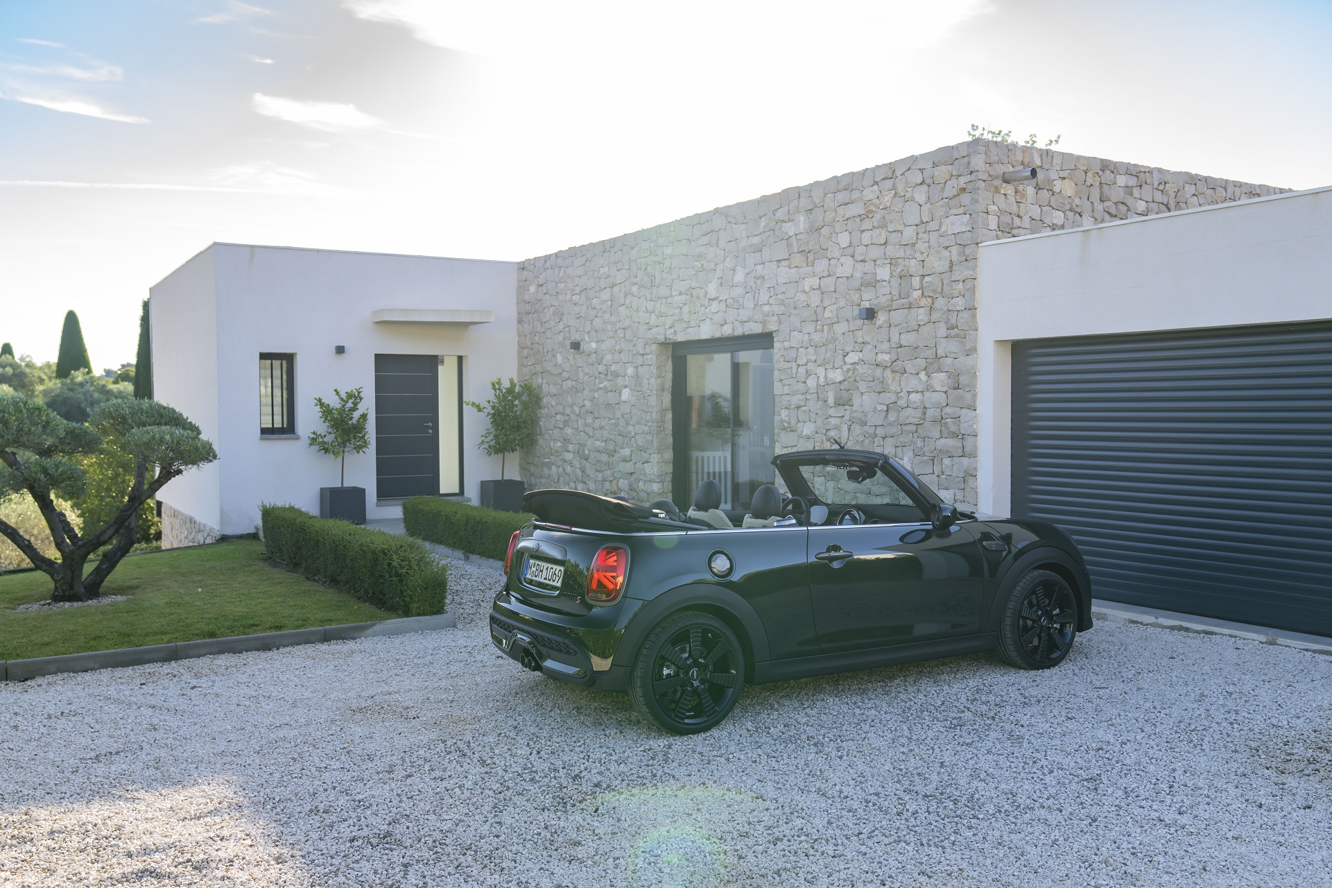 Download 2023 MINI Cooper S Convertible Resolute Edition - Rear Three-Quarter HD Wallpaper 1921x1280 #41