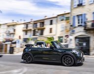 2023 MINI Cooper S Convertible Resolute Edition - Side Wallpaper 190x150