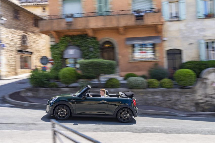 2023 MINI Cooper S Convertible Resolute Edition - Side Wallpaper 850x566 #29