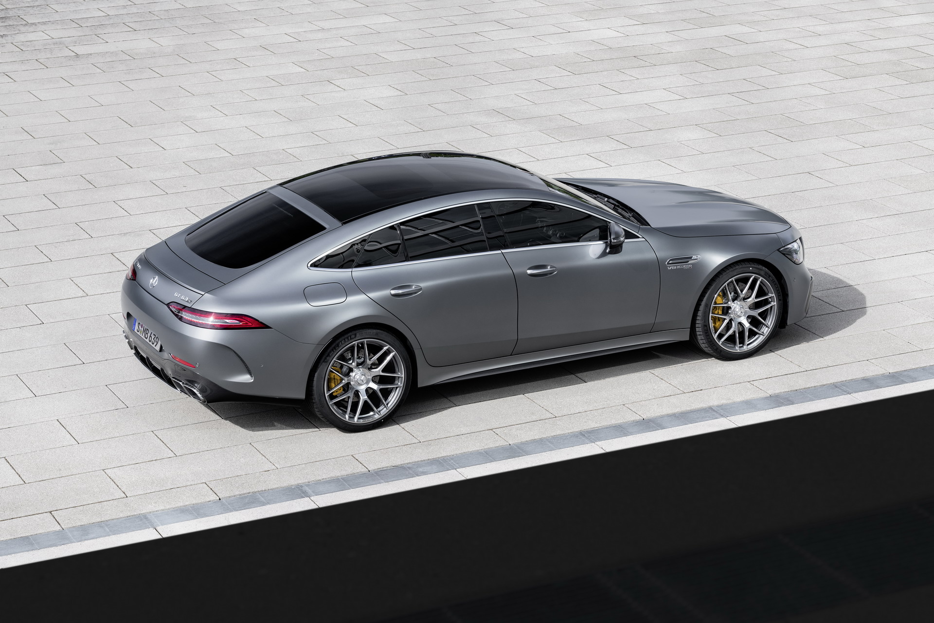 Download 2023 Mercedes-AMG GT 63 S 4-Door Coupe - Rear Three-Quarter HD Wallpaper 1920x1280 #15