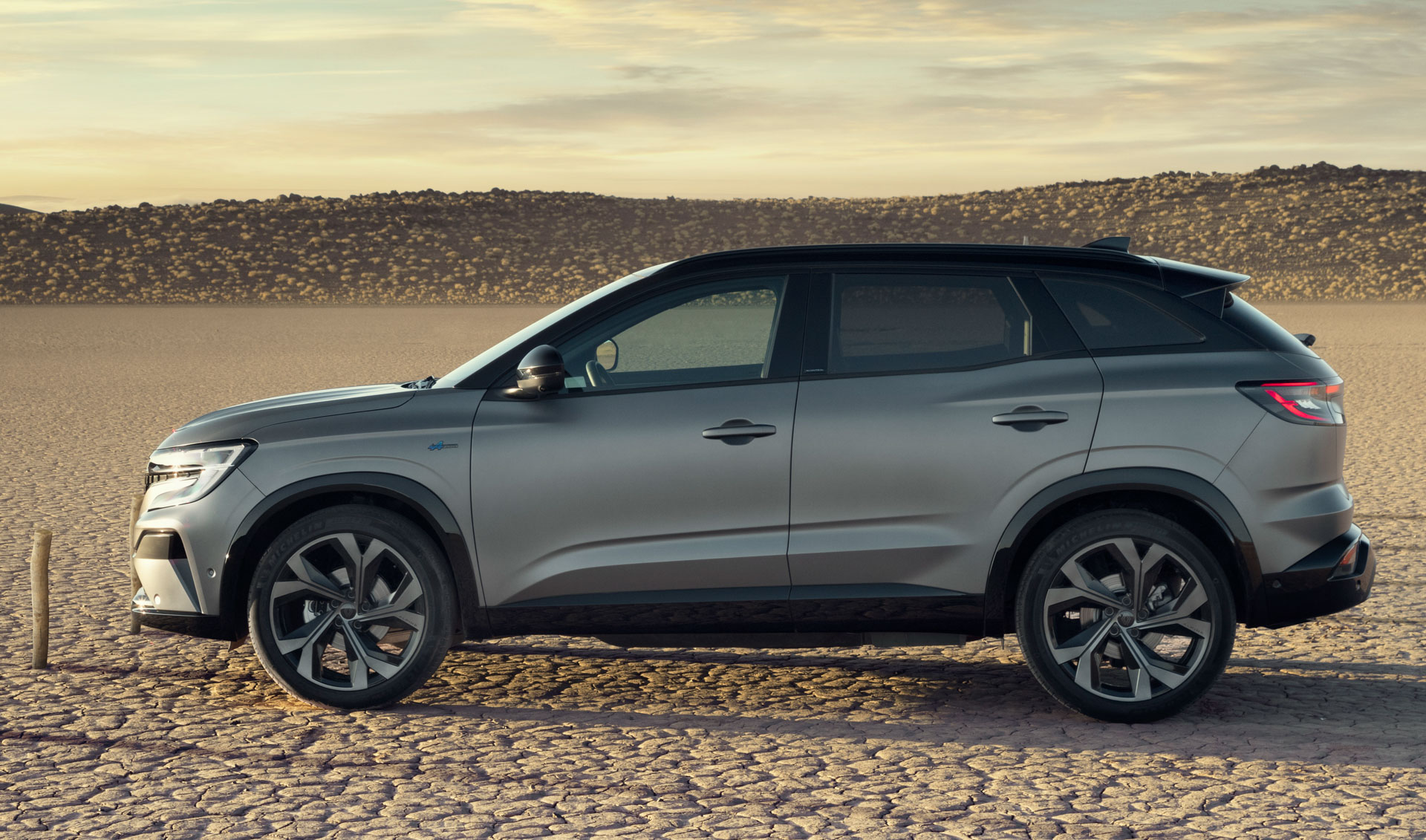 Download 2023 Renault Austral - Side HD Wallpaper 1920x1131 #13