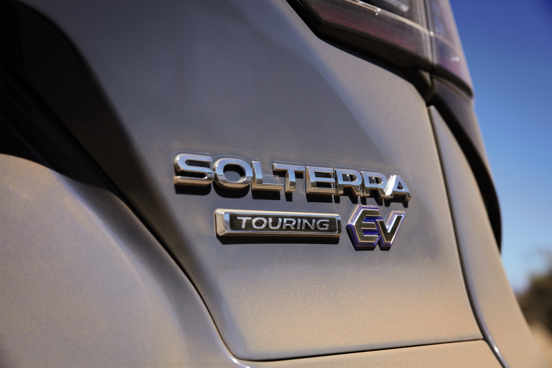 Download 2023 Subaru Solterra - Badge HD Wallpaper 1922x1281 #66