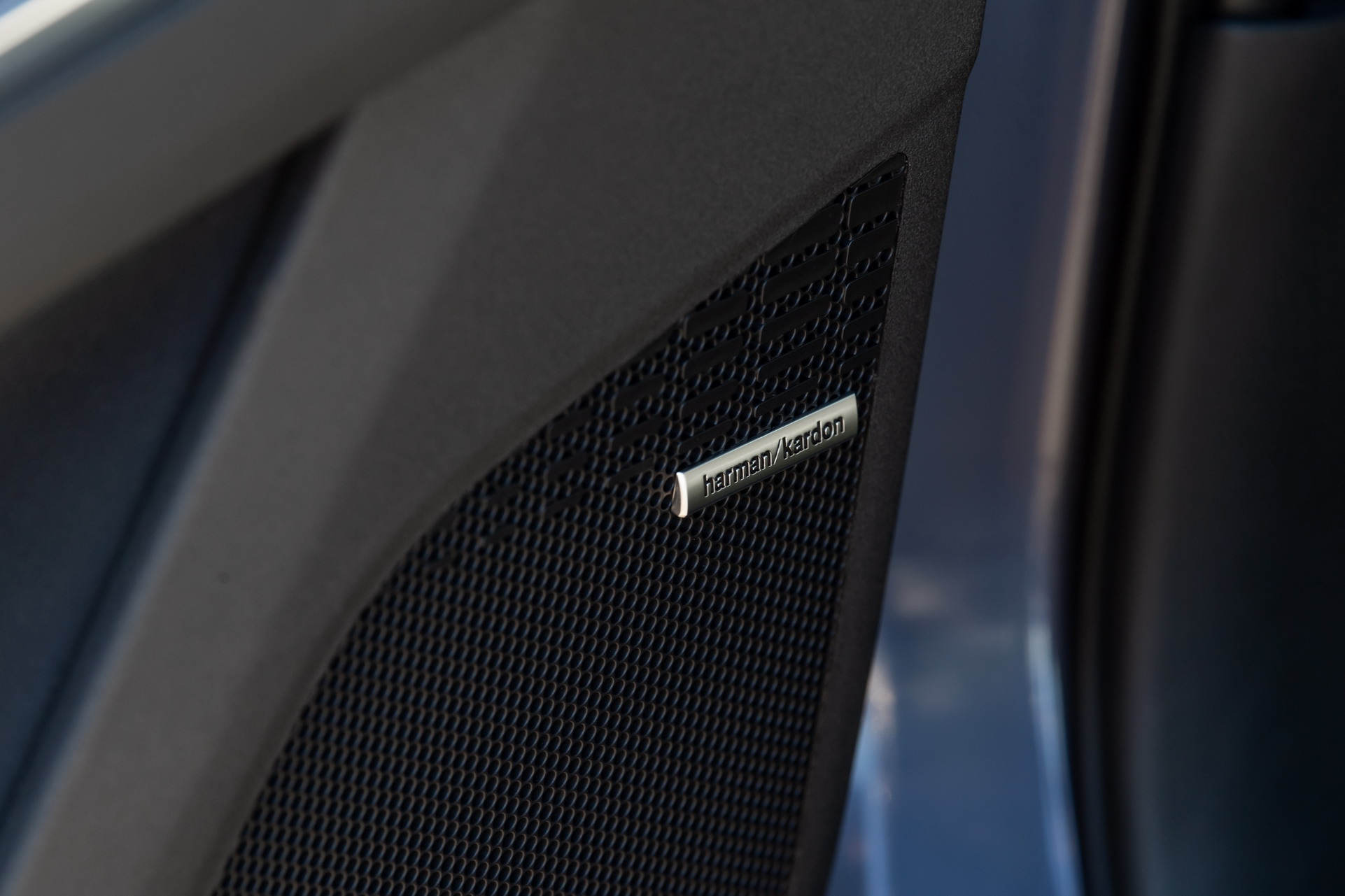 Download 2023 Subaru Solterra - Detail HD Wallpaper 1922x1281 #67