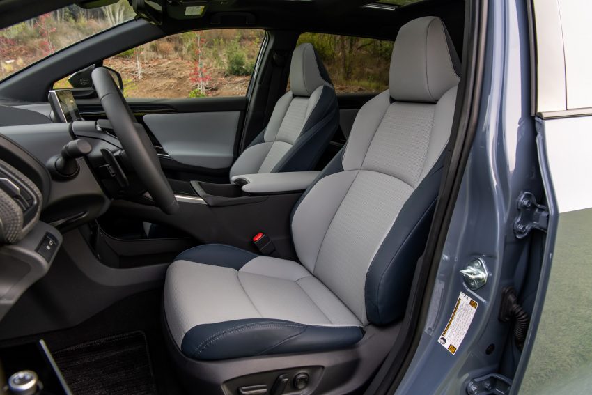 2023 Subaru Solterra - Interior, Front Seats Wallpaper 850x567 #80