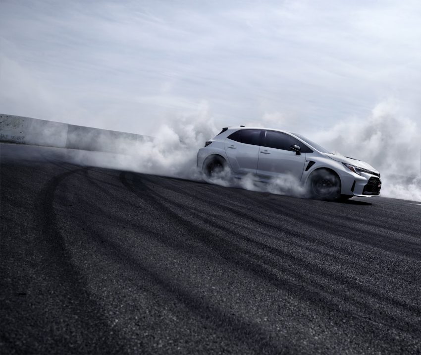 2023 Toyota GR Corolla - Burnout Wallpaper 850x716 #29