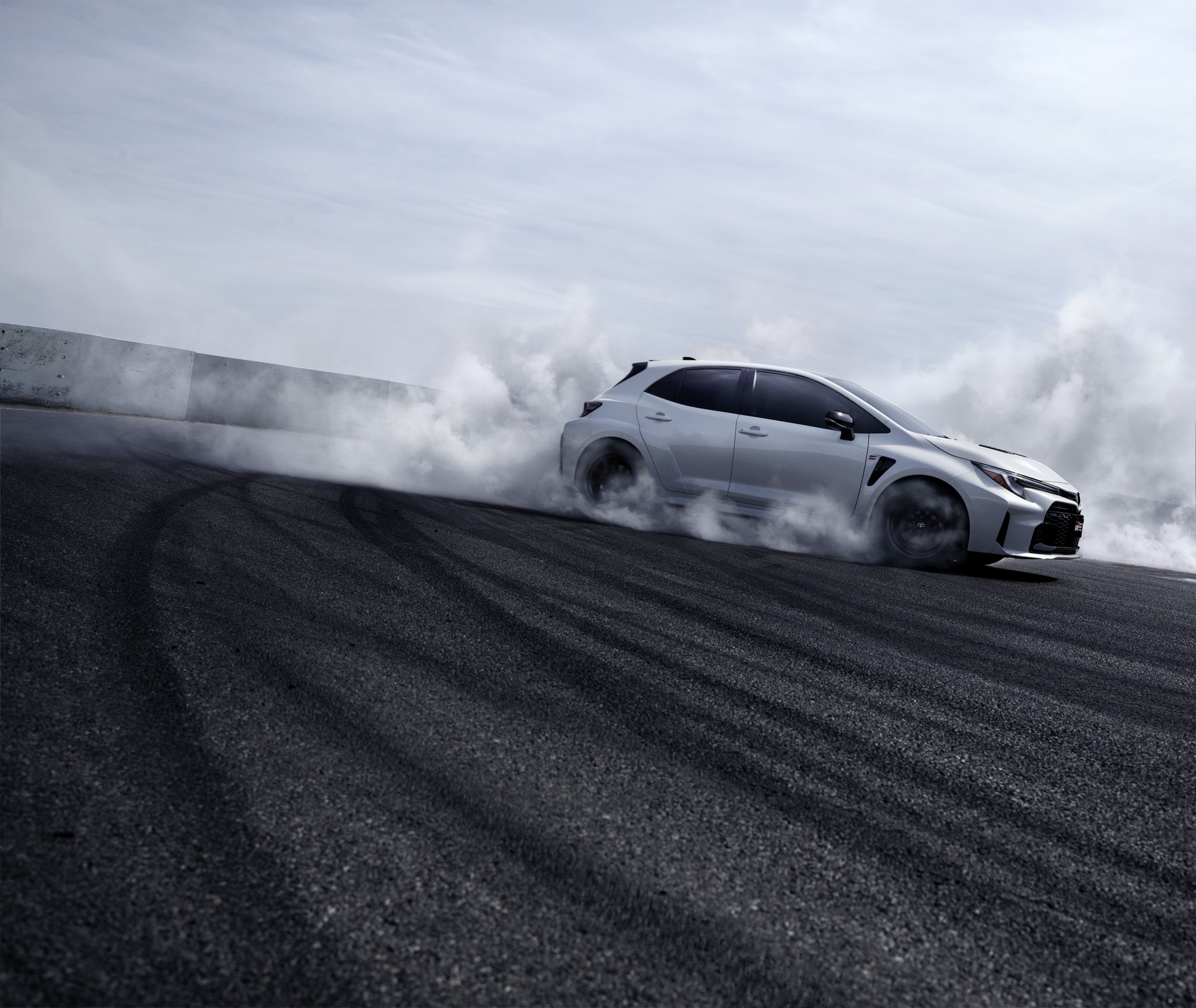 Download 2023 Toyota GR Corolla - Burnout HD Wallpaper 1920x1618 #29