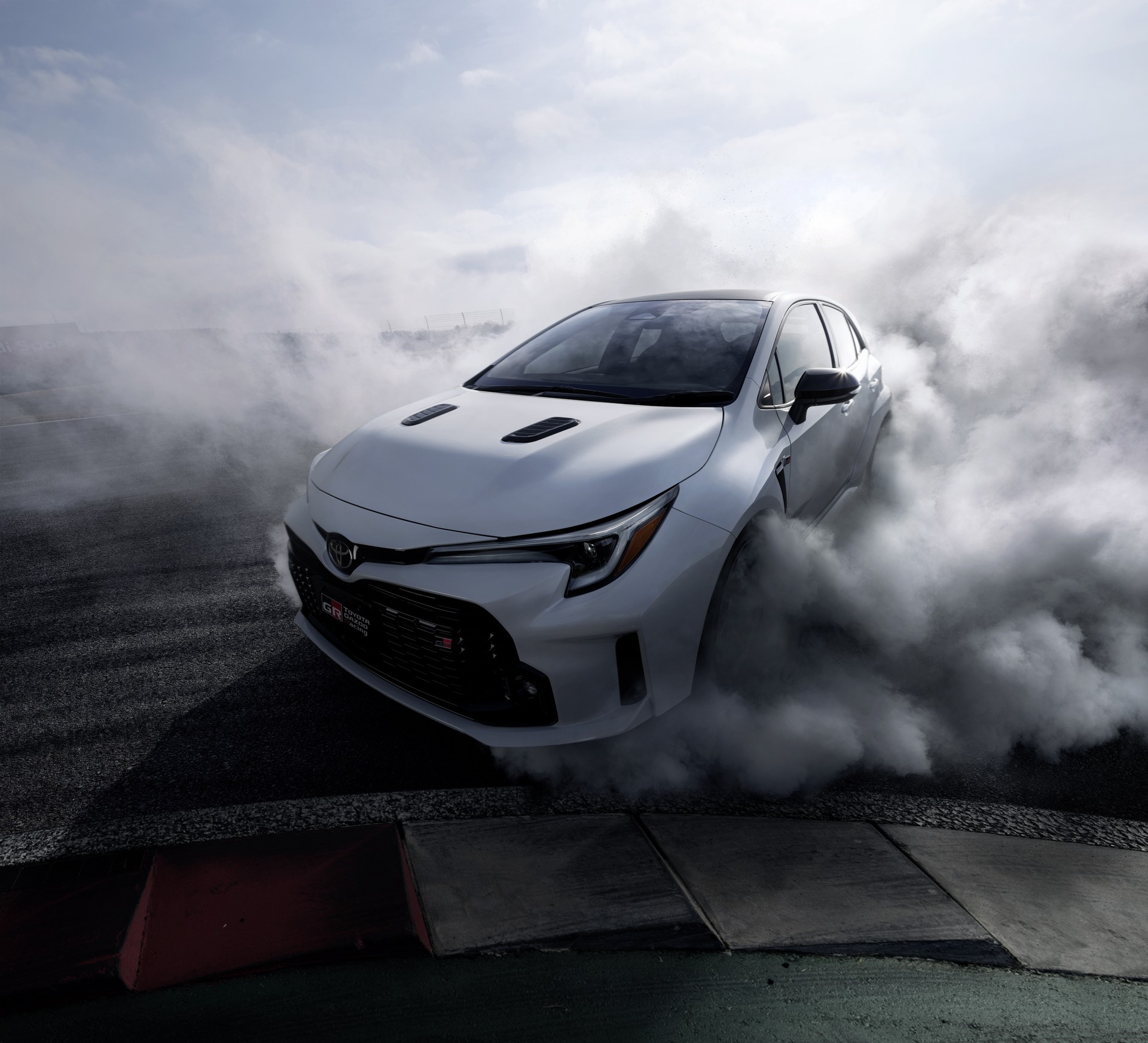 Download 2023 Toyota GR Corolla - Burnout HD Wallpaper 1920x1745 #28