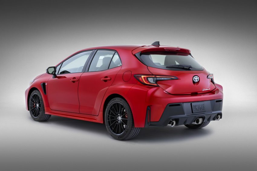 2023 Toyota GR Corolla - Rear Three-Quarter Wallpaper 850x567 #22