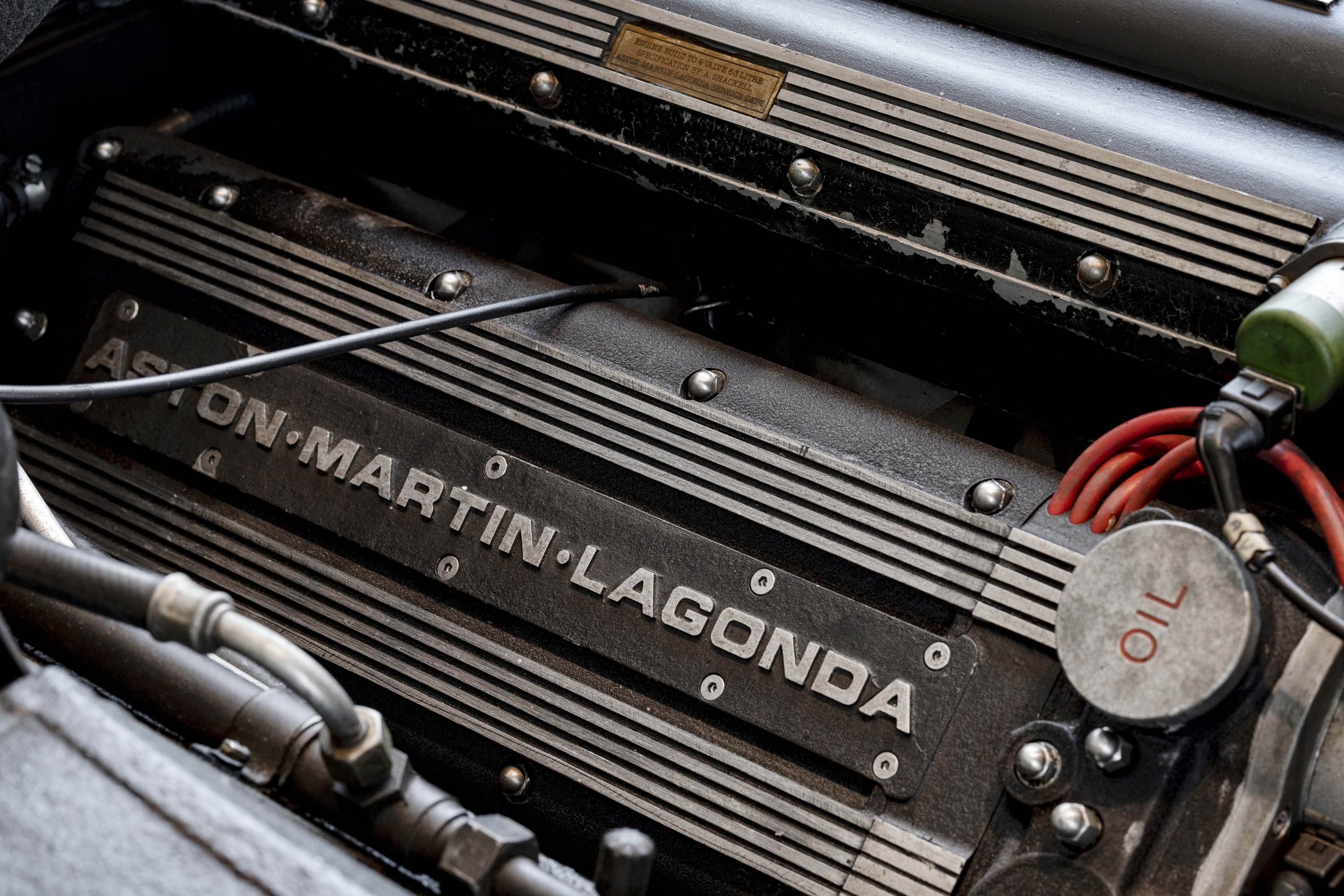 Download 1992 Aston Martin Virage 6.3 - Engine HD Wallpaper 3000x2000 #46