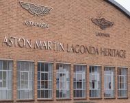 1992 Aston Martin Virage 6.3 - Front Three-Quarter Wallpaper 190x150