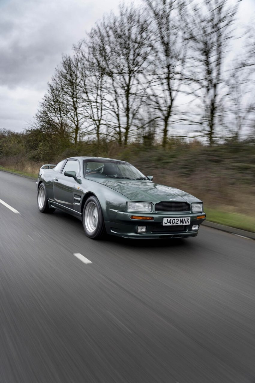 1992 Aston Martin Virage 6.3 - Front Three-Quarter Phone Wallpaper 850x1275 #5