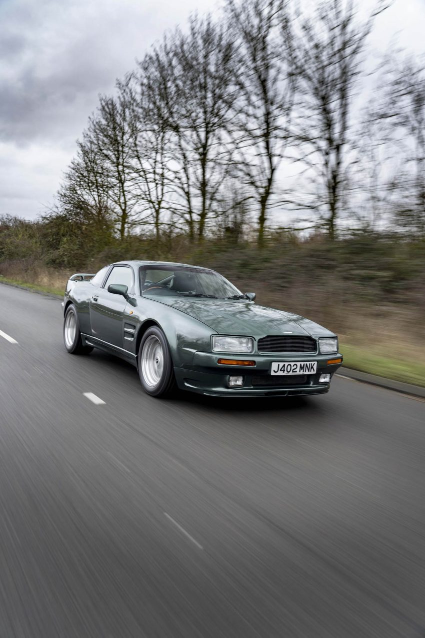1992 Aston Martin Virage 6.3 - Front Three-Quarter Phone Wallpaper 850x1275 #6