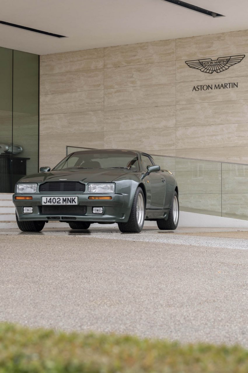 1992 Aston Martin Virage 6.3 - Front Phone Wallpaper 850x1275 #11