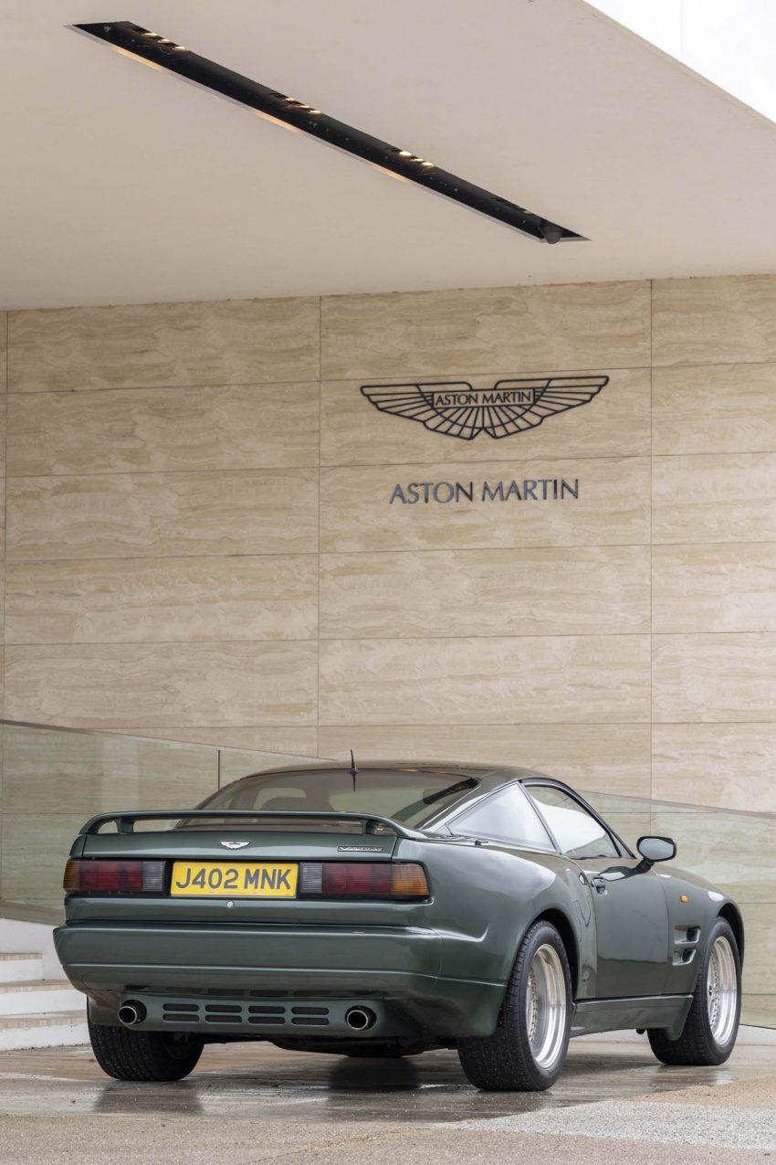 1992 Aston Martin Virage 6.3 - Rear Phone Wallpaper 850x1275 #18