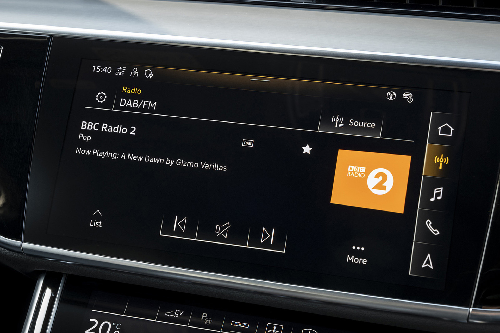 Download 2022 Audi A8 L 60 TFSI e - UK version - Central Console HD Wallpaper 1920x1280 #52