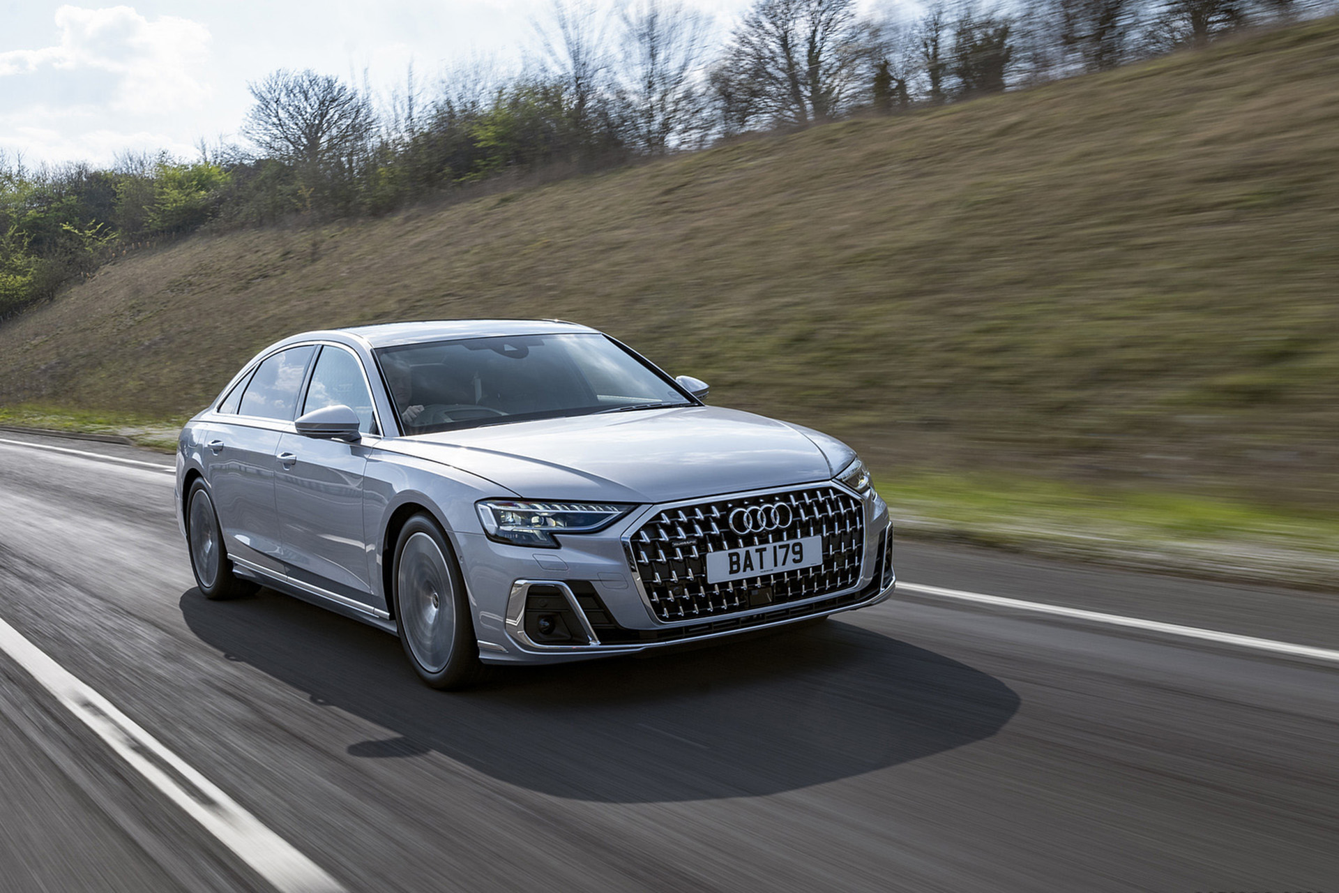 Download 2022 Audi A8 L 60 TFSI e - UK version - Front Three-Quarter HD Wallpaper 1920x1280 #8