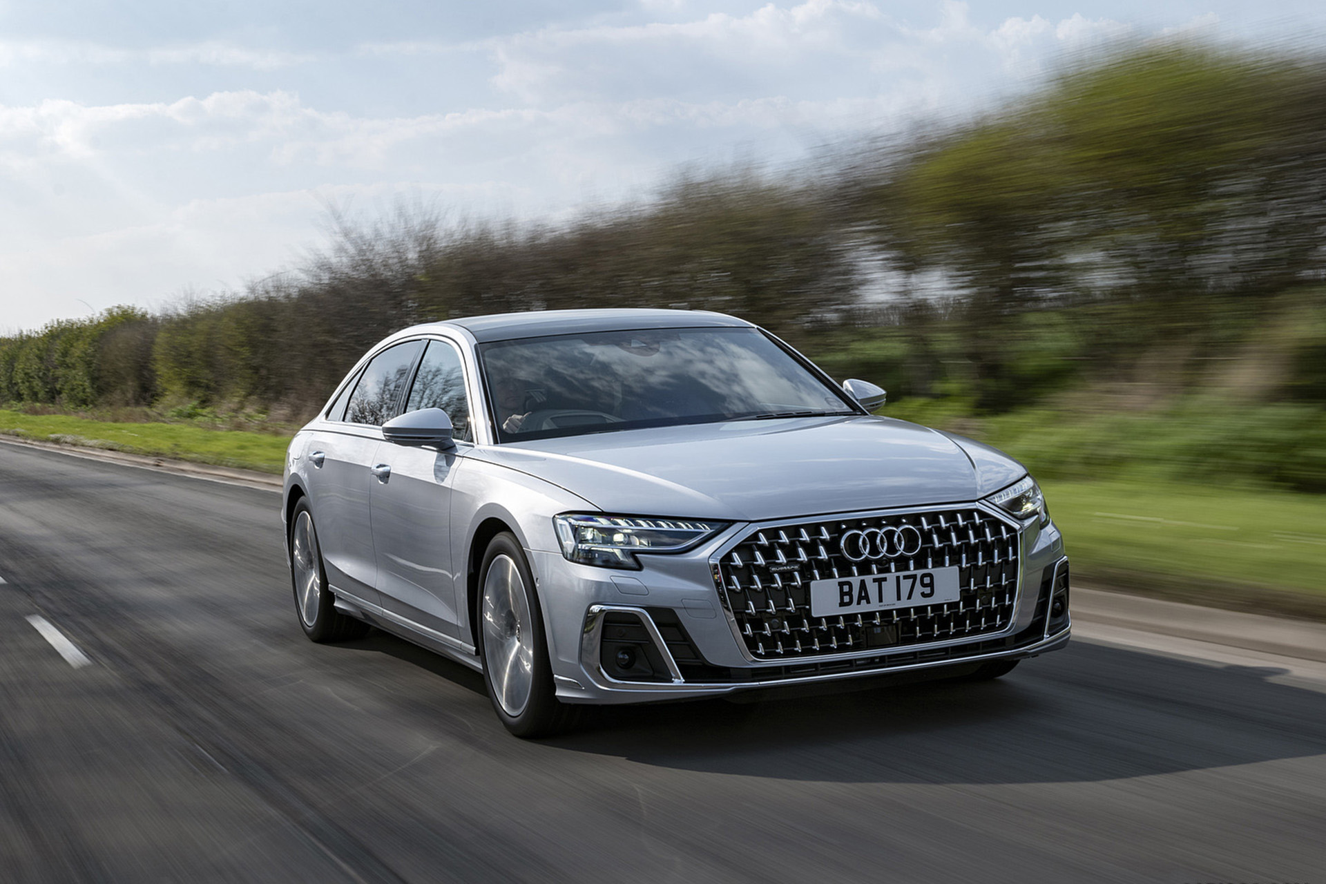 Download 2022 Audi A8 L 60 TFSI e - UK version - Front Three-Quarter HD Wallpaper 1920x1280 #9