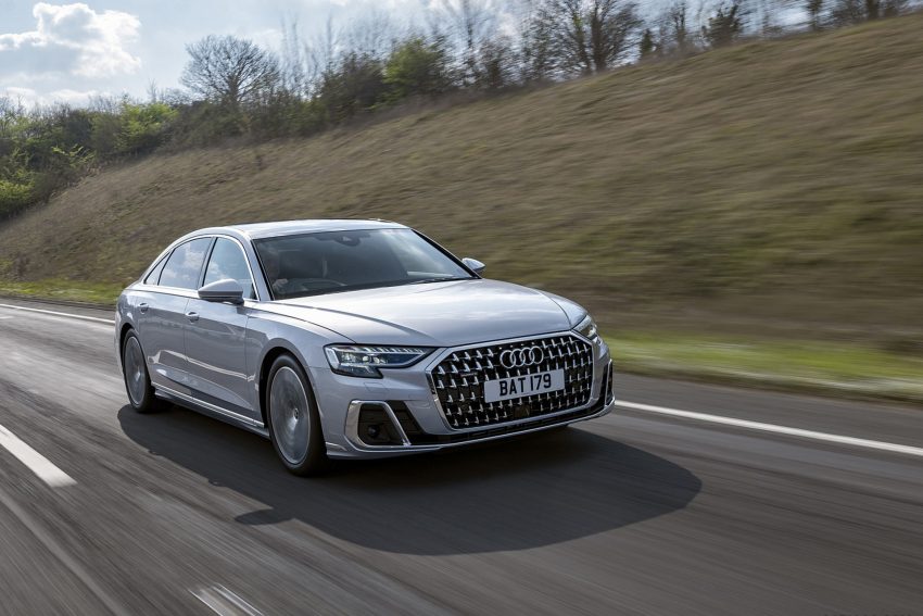 2022 Audi A8 L 60 TFSI e - UK version - Front Three-Quarter Wallpaper 850x567 #14