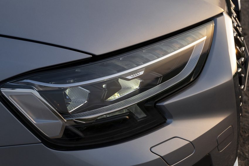 2022 Audi A8 L 60 TFSI e - UK version - Headlight Wallpaper 850x567 #28