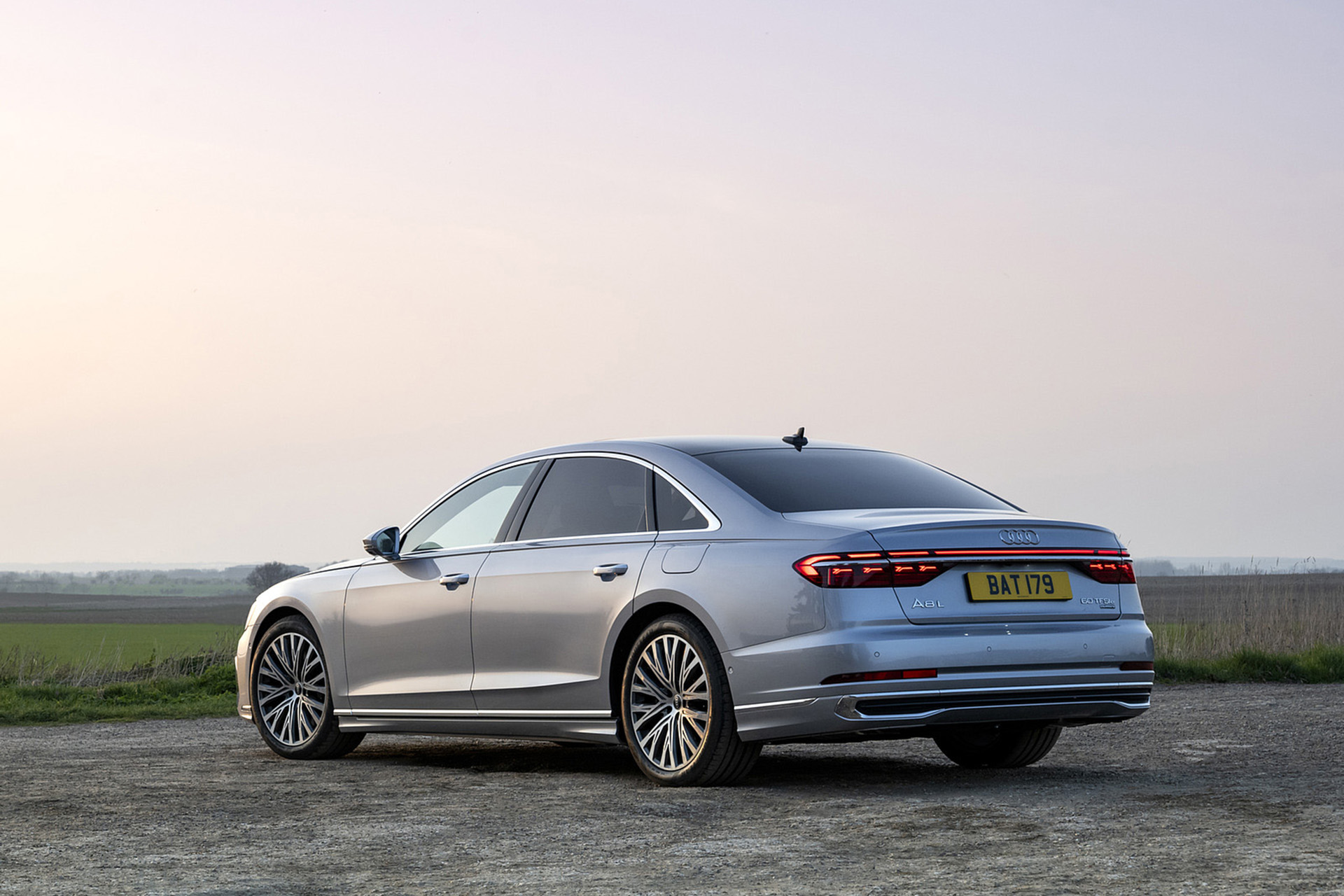 Download 2022 Audi A8 L 60 TFSI e - UK version - Rear Three-Quarter HD Wallpaper 1920x1280 #21