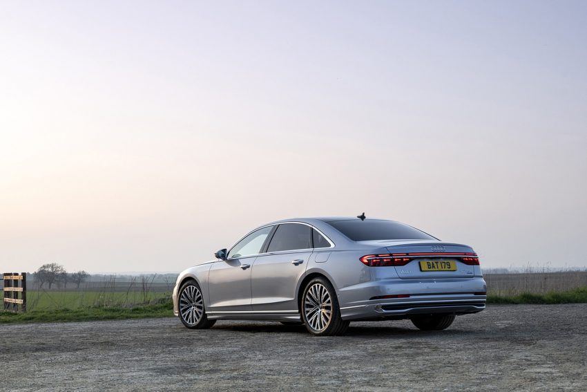 2022 Audi A8 L 60 TFSI e - UK version - Rear Three-Quarter Wallpaper 850x567 #22