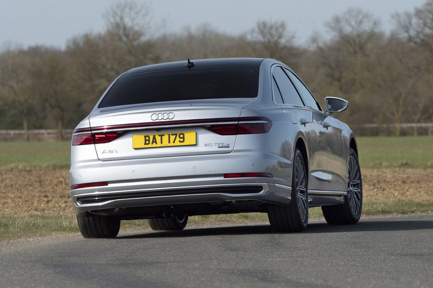 2022 Audi A8 L 60 TFSI e - UK version - Rear Wallpaper 850x566 #11