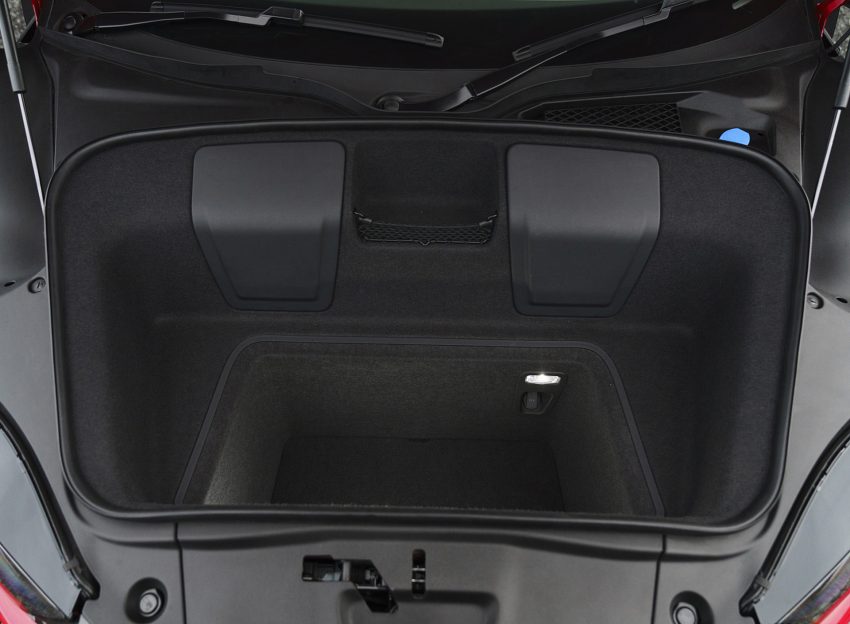 2022 Audi R8 Coupé V10 Performance RWD - UK version - Front Cargo Area Wallpaper 850x624 #90