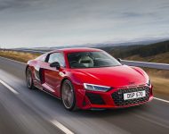 2022 Audi R8 Coupé V10 Performance RWD - UK version - Front Three-Quarter Wallpaper 190x150