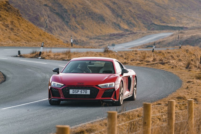 2022 Audi R8 Coupé V10 Performance RWD - UK version - Front Wallpaper 850x567 #14