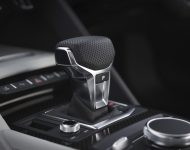 2022 Audi R8 Coupé V10 Performance RWD - UK version - Interior, Detail Wallpaper 190x150