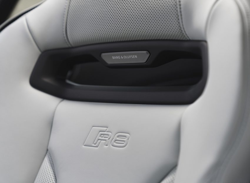 2022 Audi R8 Coupé V10 Performance RWD - UK version - Interior, Seats Wallpaper 850x624 #117