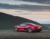 2022 Audi R8 Coupé V10 Performance RWD - UK version - Rear Three-Quarter Wallpaper 190x150