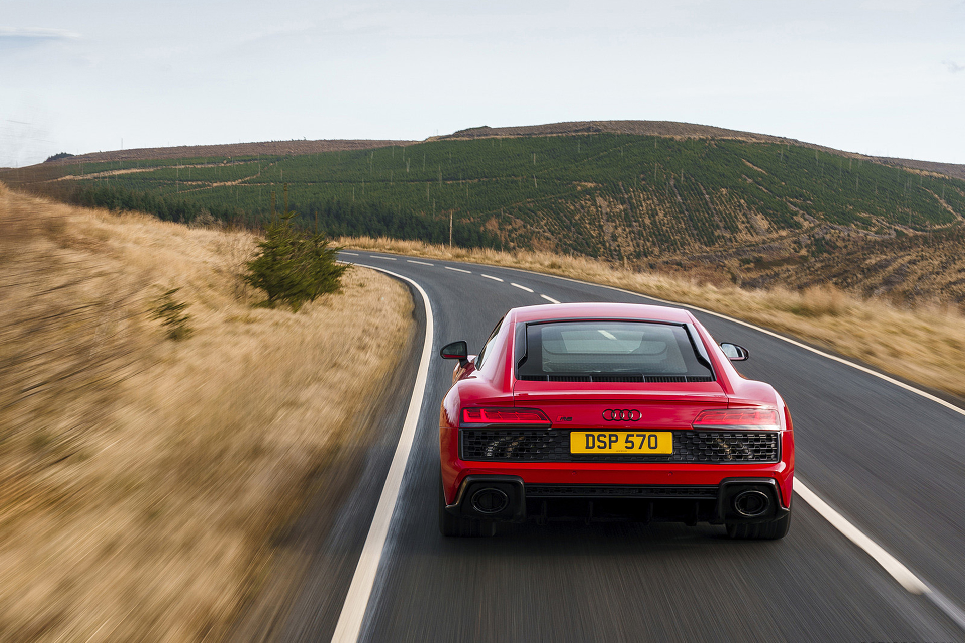 Download 2022 Audi R8 Coupé V10 Performance RWD - UK version - Rear HD Wallpaper 1920x1280 #26