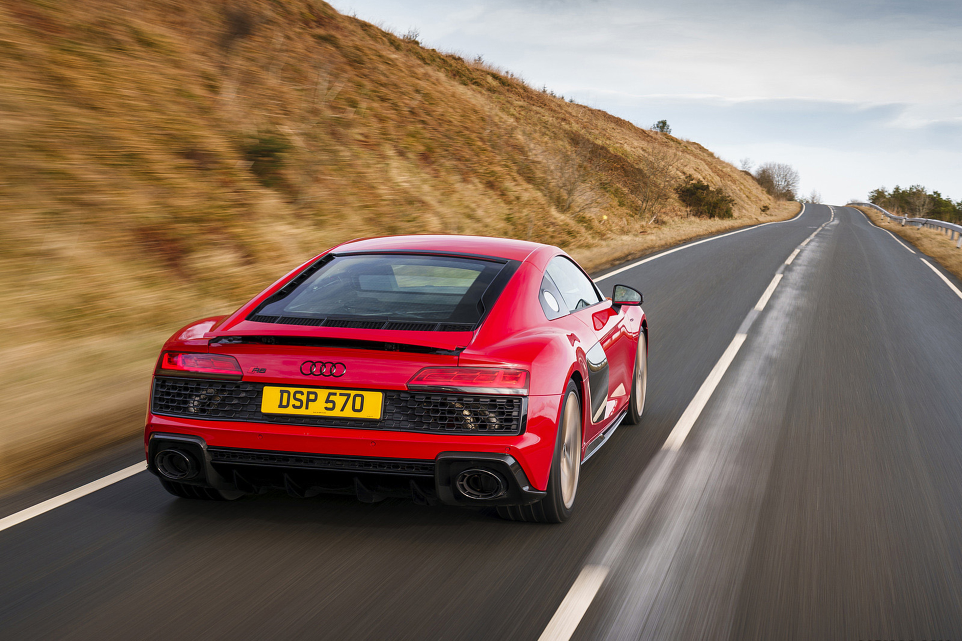 Download 2022 Audi R8 Coupé V10 Performance RWD - UK version - Rear HD Wallpaper 1920x1280 #29