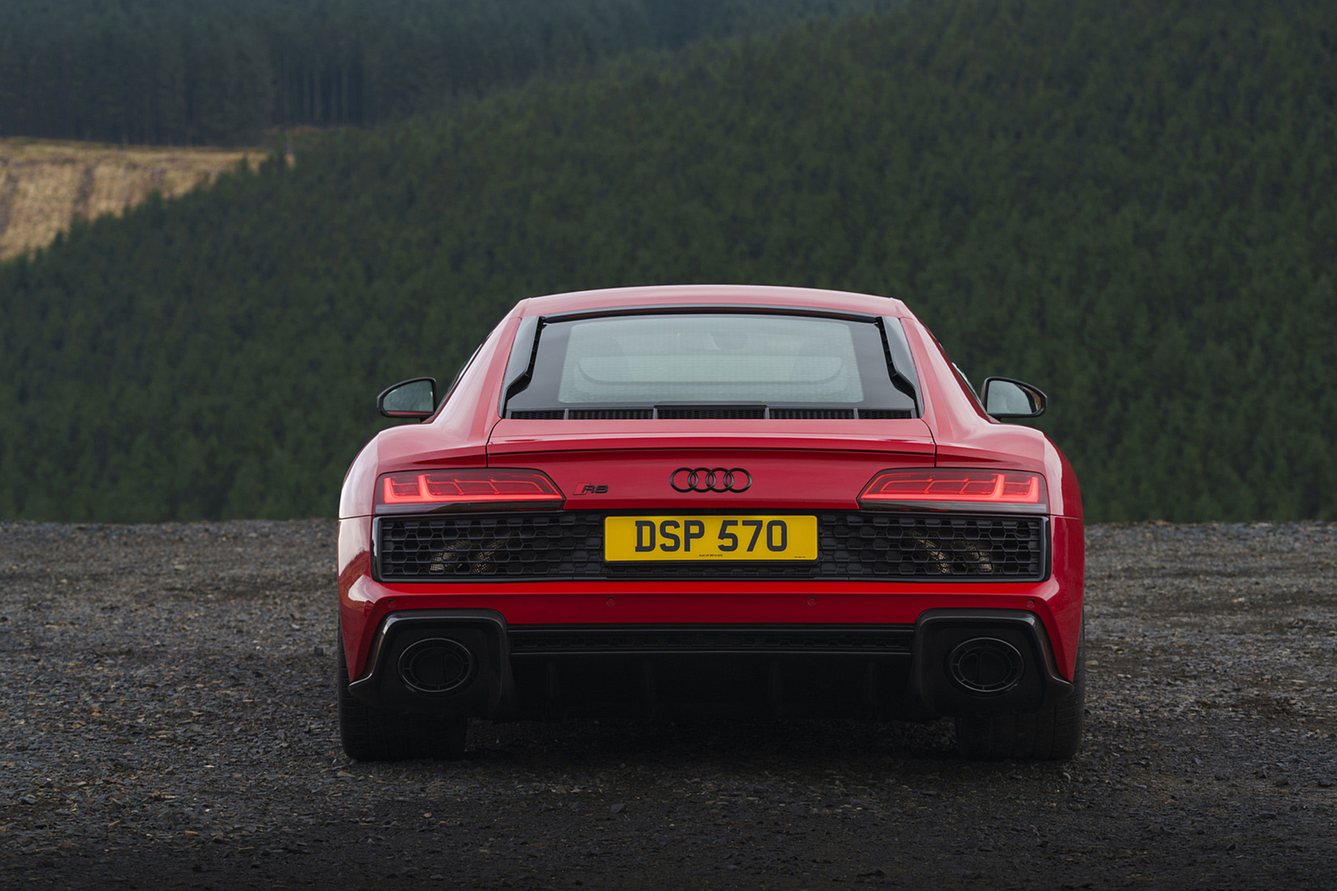 Download 2022 Audi R8 Coupé V10 Performance RWD - UK version - Rear HD Wallpaper 1920x1280 #55