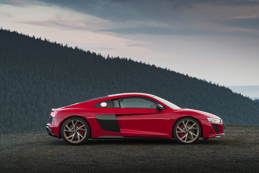 2022 Audi R8 Coupé V10 Performance RWD - UK version - Side Wallpaper 850x567 #50