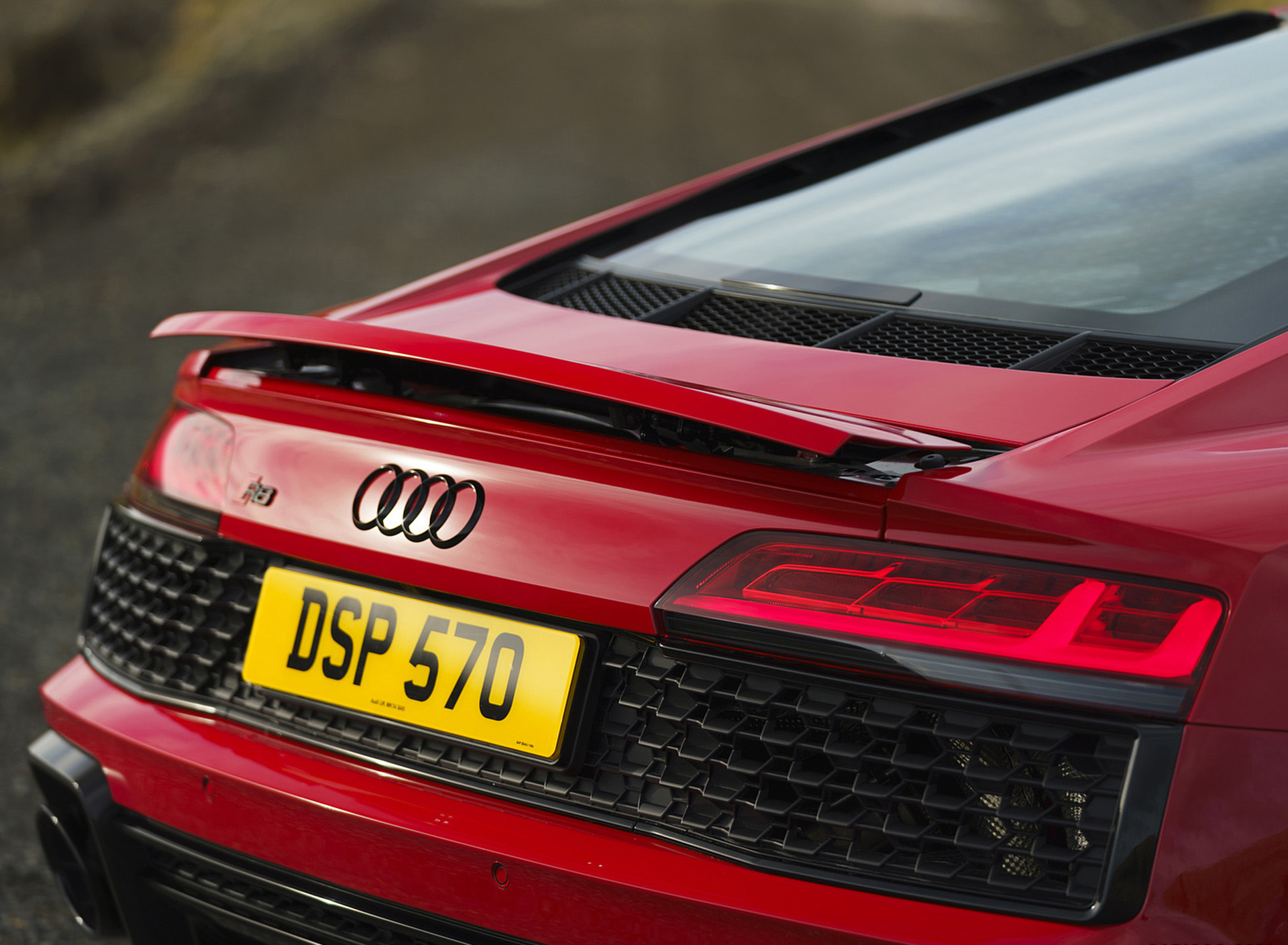 Download 2022 Audi R8 Coupé V10 Performance RWD - UK version - Spoiler HD Wallpaper 1920x1409 #78