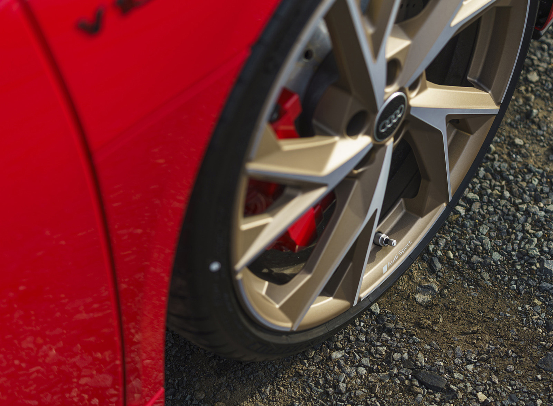 Download 2022 Audi R8 Coupé V10 Performance RWD - UK version - Wheel HD Wallpaper 1920x1409 #71