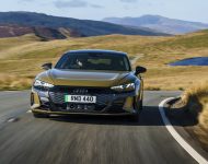 Download 2022 Audi RS e-tron GT - UK version HD Wallpapers