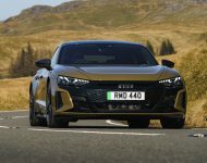 2022 Audi RS e-tron GT - UK version - Front Wallpaper 190x150