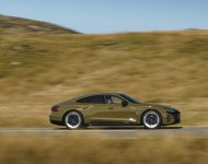 2022 Audi RS e-tron GT - UK version - Side Wallpaper 190x150