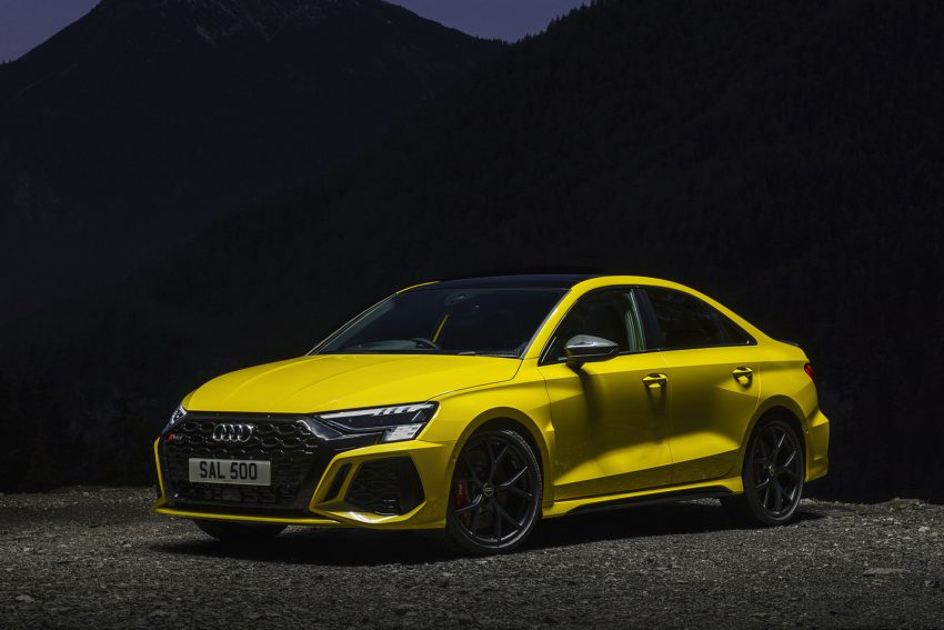 2022 Audi RS3 Saloon Launch Edition - UK version - Front Three-Quarter Wallpaper 850x567 #50