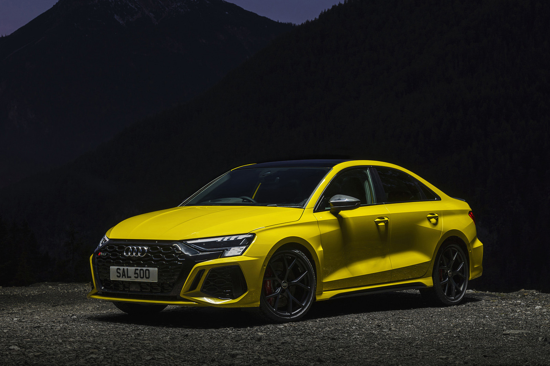 Download 2022 Audi RS3 Saloon Launch Edition - UK version - Front Three-Quarter HD Wallpaper 1920x1280 #50