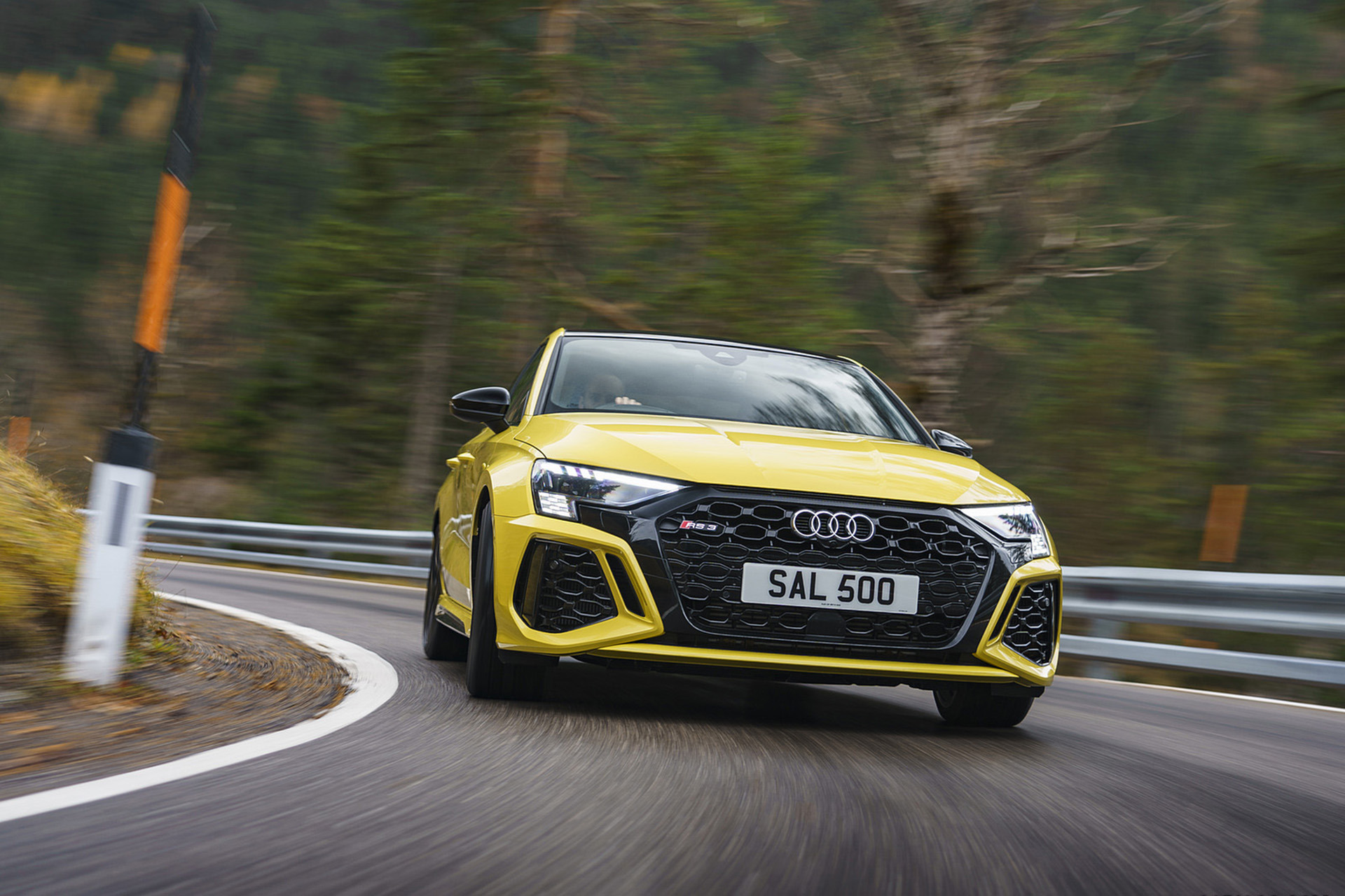 Download 2022 Audi RS3 Saloon Launch Edition - UK version - Front HD Wallpaper 1920x1280 #18