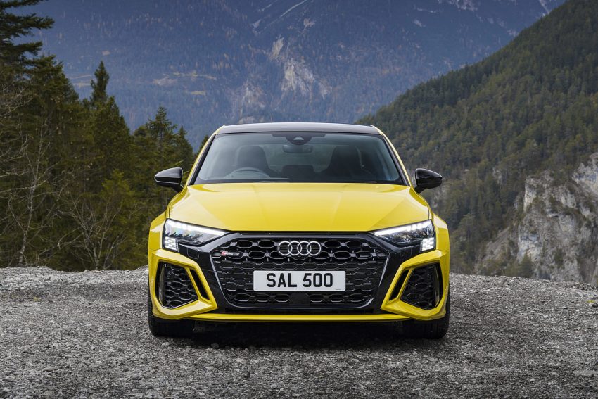 2022 Audi RS3 Saloon Launch Edition - UK version - Front Wallpaper 850x567 #45
