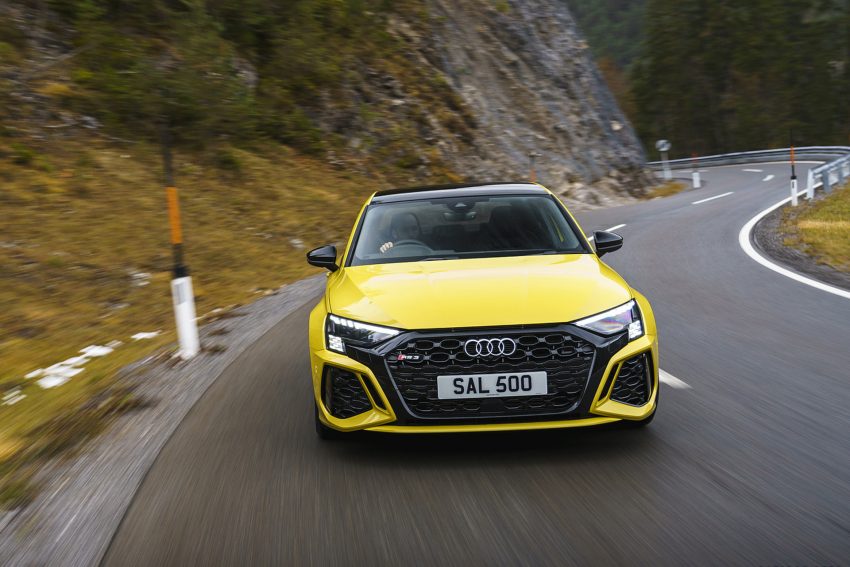 2022 Audi RS3 Saloon Launch Edition - UK version - Front Wallpaper 850x567 #2