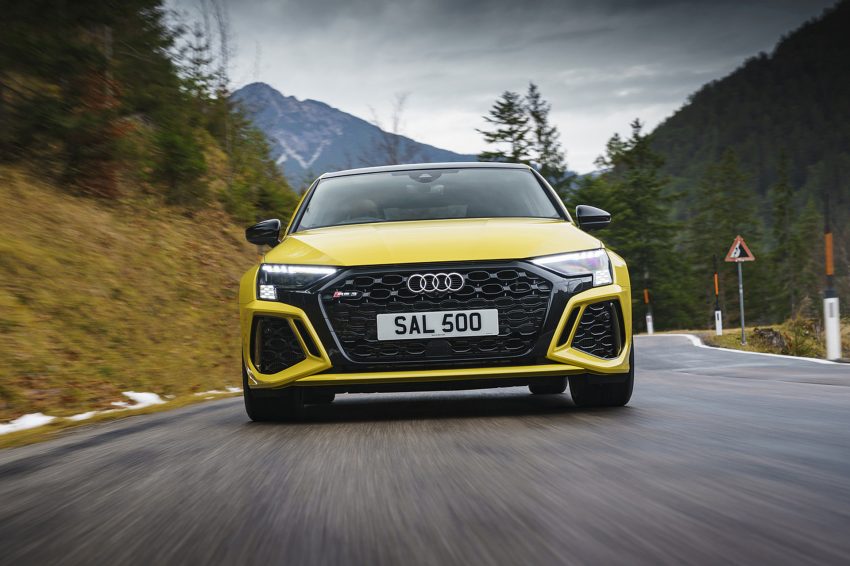 2022 Audi RS3 Saloon Launch Edition - UK version - Front Wallpaper 850x566 #20