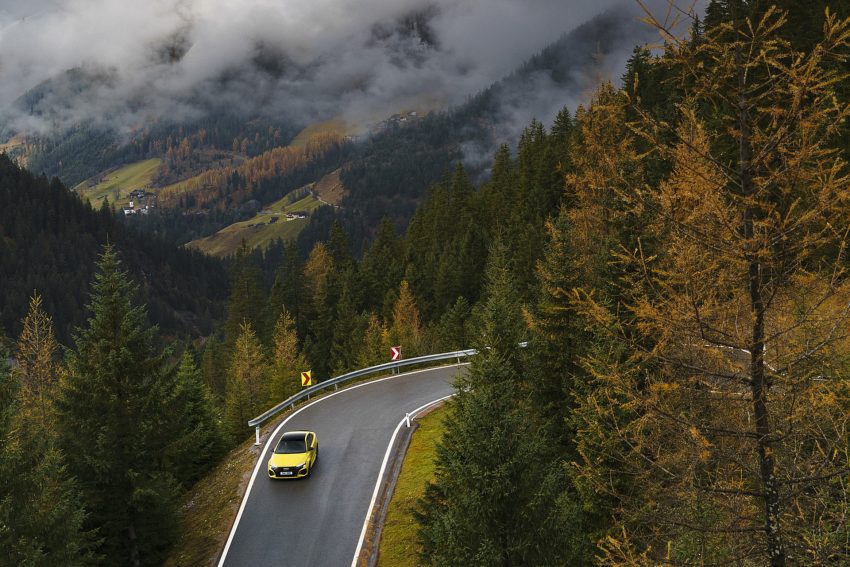 2022 Audi RS3 Saloon Launch Edition - UK version - Front Wallpaper 850x567 #23